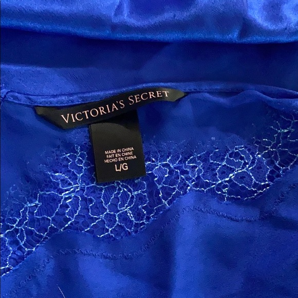 Victoria’s Secret Night gown - Picture 3 of 3
